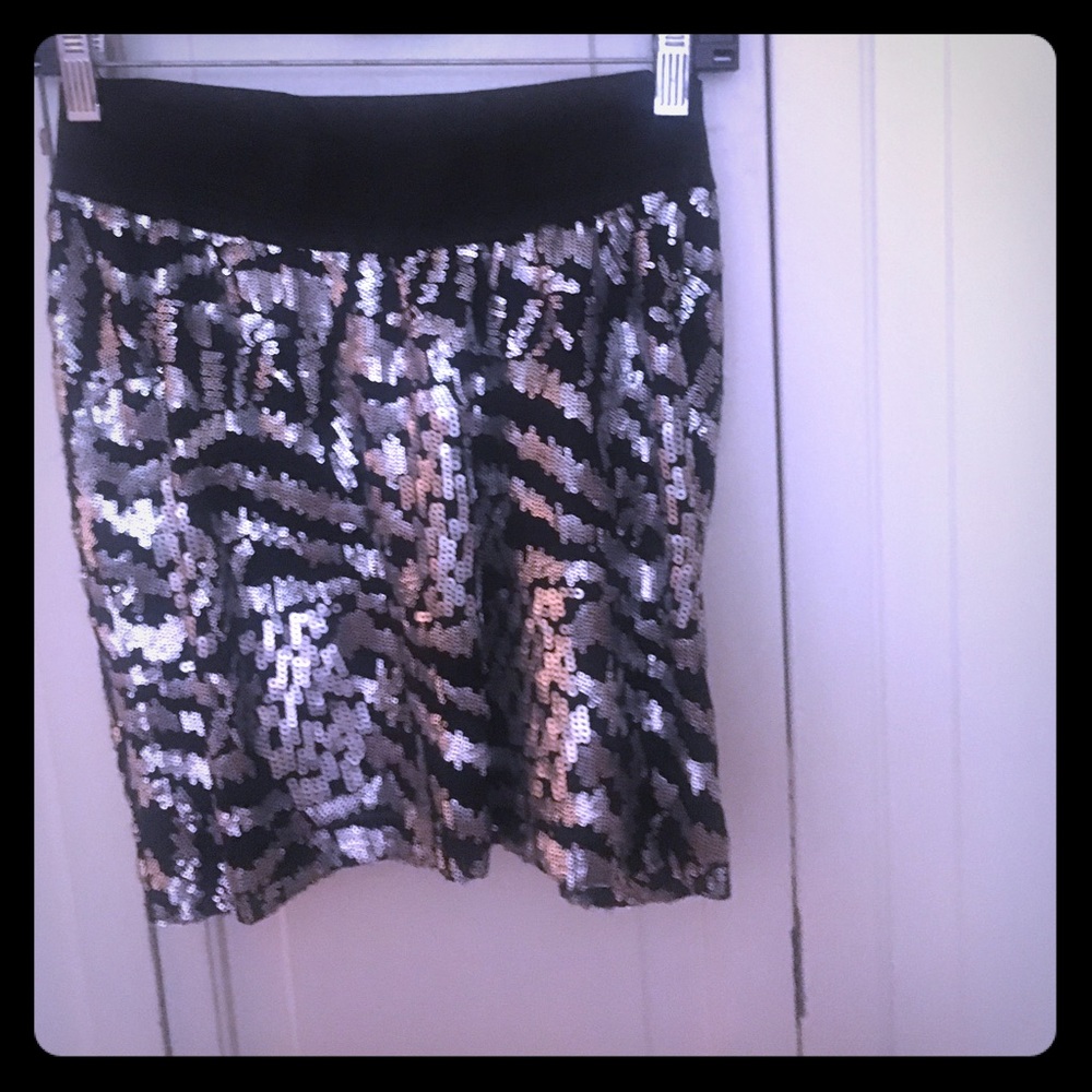 Maternity size medium skirt